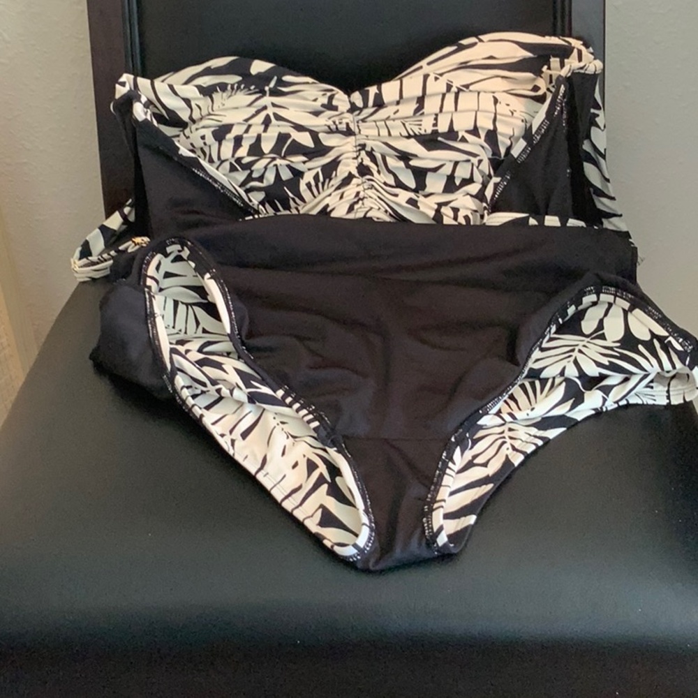 Bleu Rod Beattie one piece swim suit - Picture 10 of 10